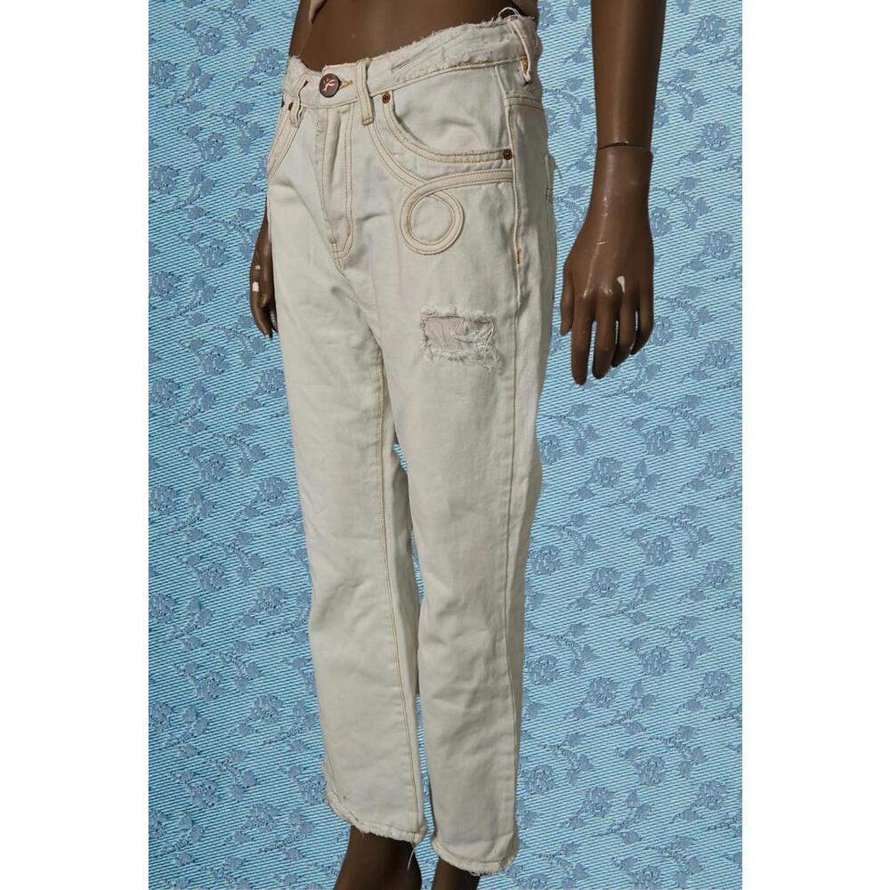 Oneteaspoon Charlie high waist slim flared denim in off white size 26